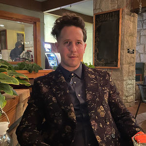 Hey I’m Apollo I’m an Illustrator, and mens fashion specialist.